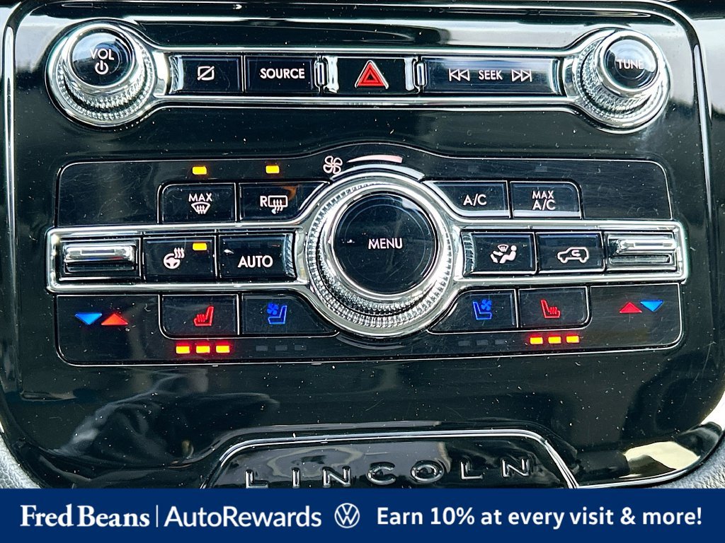 Used 2022 Lincoln Corsair AWD w/ Premium Package image 26