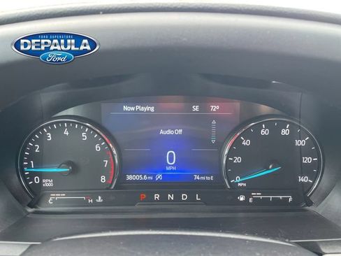Used 2023 Ford Explorer XLT AWD/4WD image 2