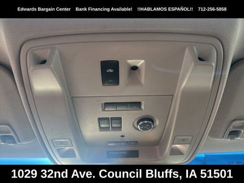 Used 2015 GMC Yukon Denali w/ Touring Package AWD/4WD image 26
