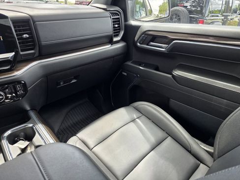 Used 2024 Chevrolet Silverado 1500 RST image 13