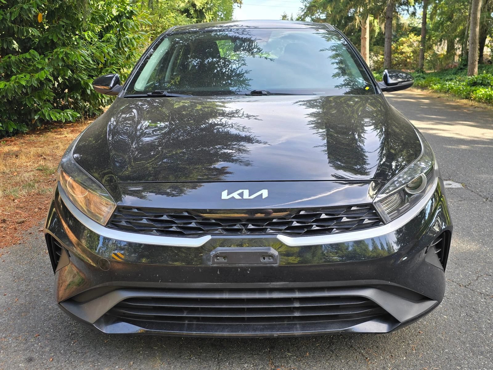 Used 2023 Kia Forte LXS w/ LXS Technology Package FWD image 8