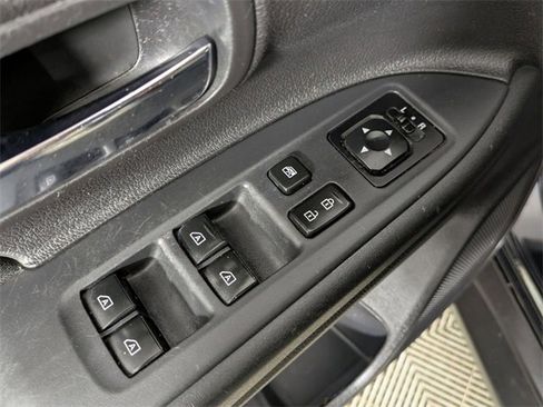 Used 2019 Mitsubishi Outlander ES image 14