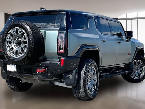 Used 2024 GMC Hummer EV 3X w/ LPO, Illumination Package AWD/4WD image 2
