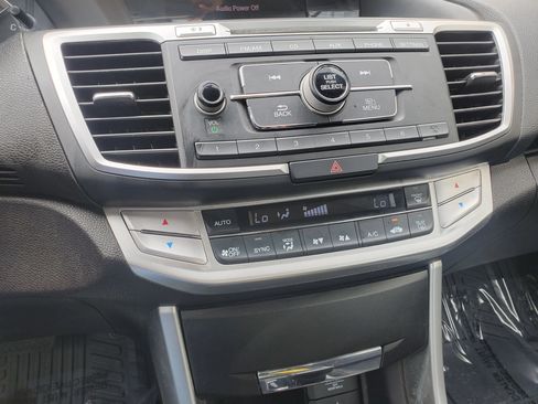 Used 2015 Honda Accord Sport image 40
