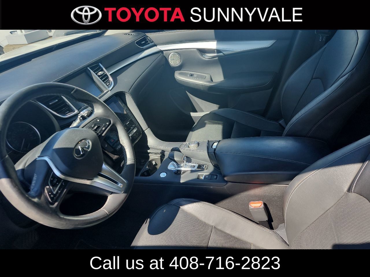 Used 2019 INFINITI QX50 Essential w/ Premium Heat Package AWD/4WD image 4