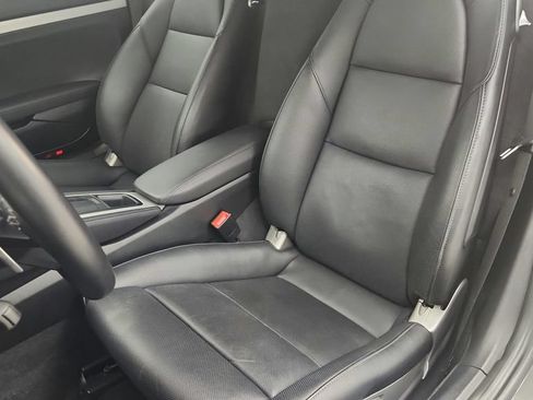 Used 2018 Porsche 718 Cayman GTS RWD image 26