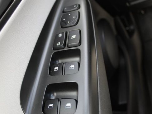 Used 2023 Hyundai Kona SEL image 20