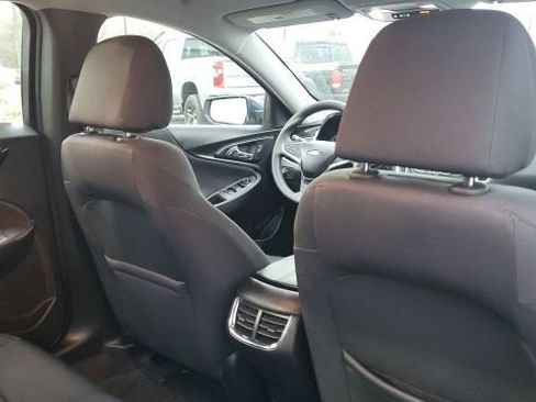 Used 2020 Chevrolet Malibu LT image 15