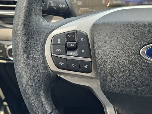 Certified 2023 Ford Explorer Limited w/ Limited Technology Package image 24