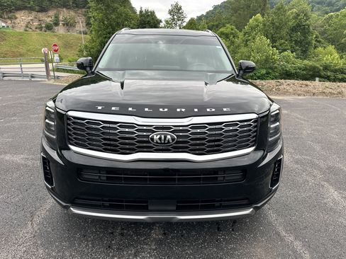 Used 2021 Kia Telluride EX w/ EX Premium Package FWD image 7