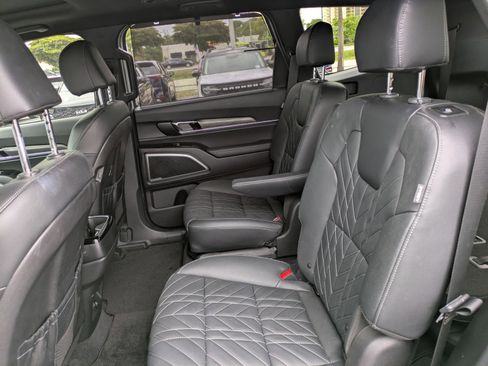Certified 2023 Kia Telluride EX X-Line AWD/4WD image 12