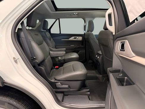 New 2026 Ford Explorer Active w/ Active Comfort Package AWD/4WD image 30
