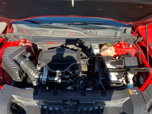 Used 2019 Chevrolet Blazer RS w/ Sun and Wheels Package image 9