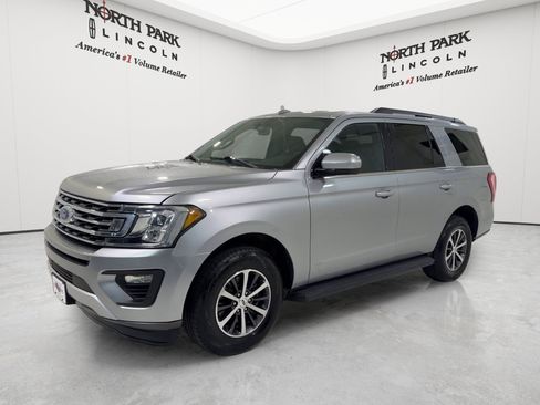 Used 2021 Ford Expedition XLT RWD image 1