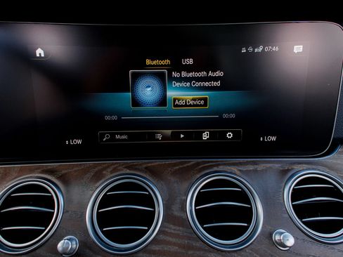Used 2022 Mercedes-Benz E 350 Sedan image 20