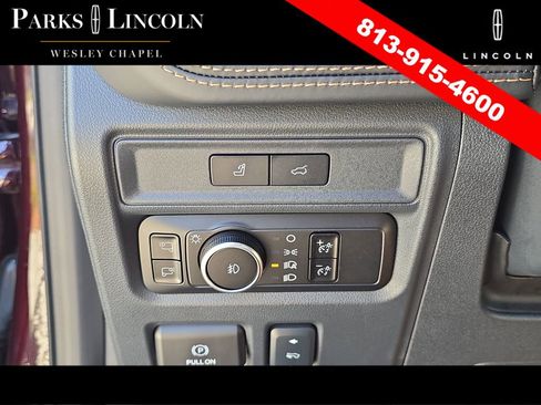 Used 2023 Ford Expedition Platinum AWD/4WD image 29