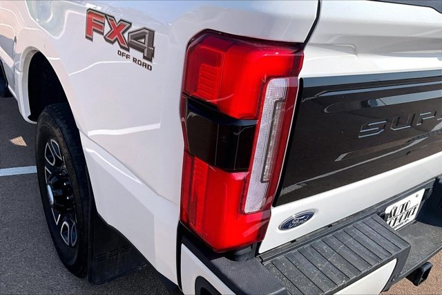 Used 2025 Ford F350 Platinum AWD/4WD image 23