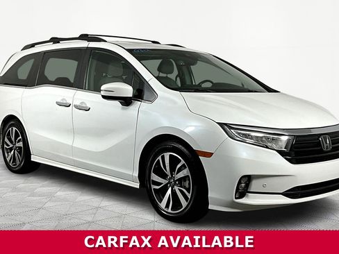 Used 2021 Honda Odyssey Touring image 3