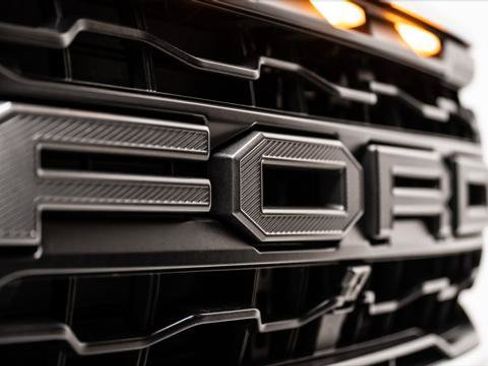 Used 2025 Ford F150 Raptor AWD/4WD image 33