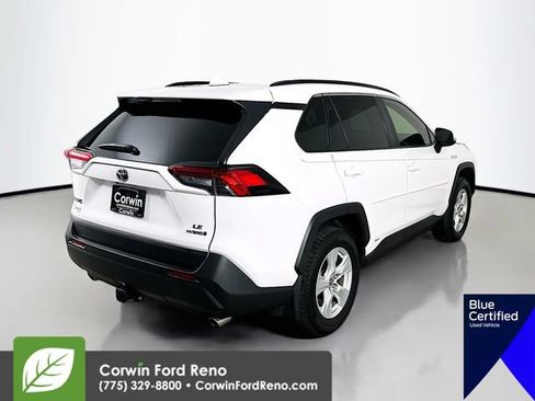 Used 2020 Toyota RAV4 LE w/ All Weather Liner Package AWD/4WD image 10