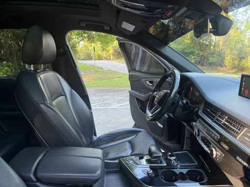 Used 2018 Audi Q7 3.0T Prestige w/ Prestige Package image 21