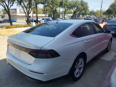 Used 2024 Honda Accord LX image 6