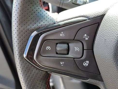 Certified 2025 Chevrolet Trax RS w/ Driver Confidence Package FWD image 23