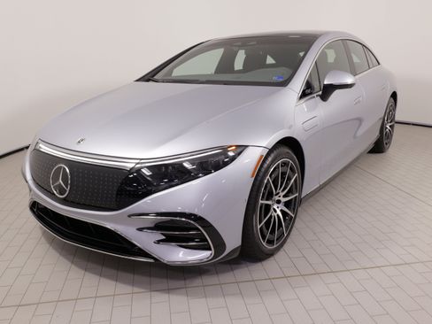 Used 2023 Mercedes-Benz EQS 580 4MATIC Sedan image 5