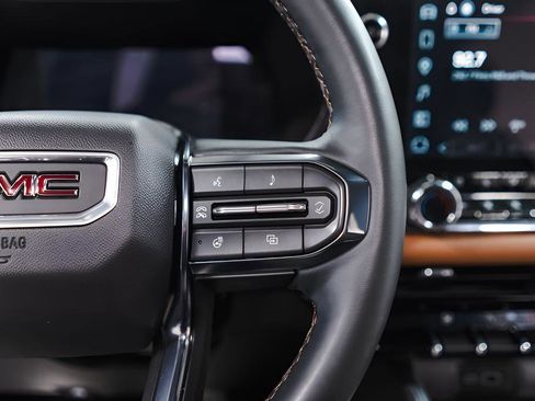 Used 2023 GMC Canyon AT4 w/ AT4 Premium Package image 13