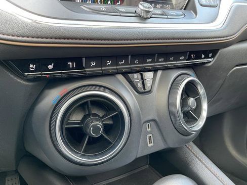 Used 2022 Chevrolet Blazer Premier w/ Enhanced Convenience Package image 15