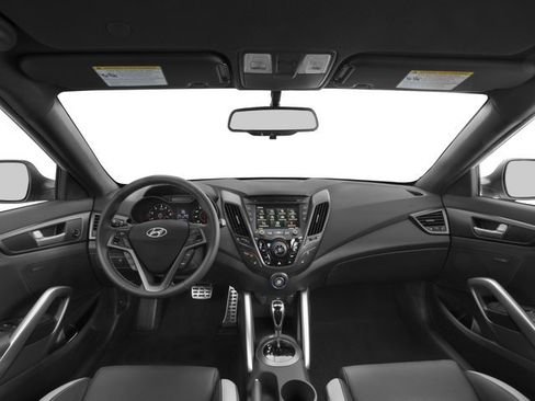 Used 2017 Hyundai Veloster Turbo FWD image 5