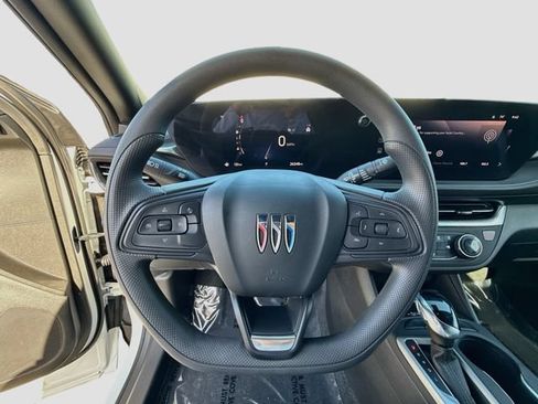 Used 2024 Buick Envista Preferred w/ Convenience II Package FWD image 38