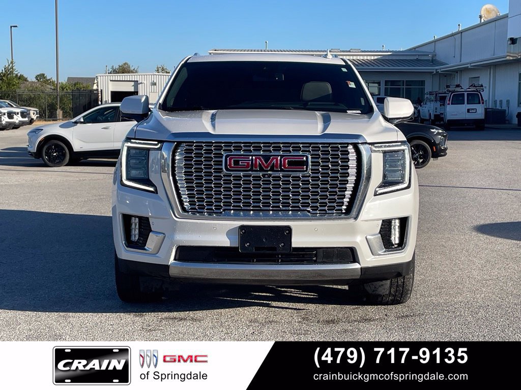 Used 2023 GMC Yukon Denali AWD/4WD image 2