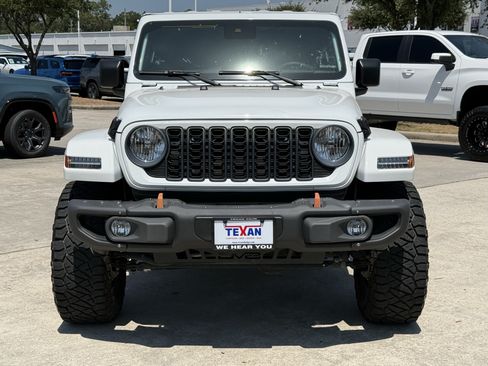 Used 2024 Jeep Wrangler Sport AWD/4WD image 10