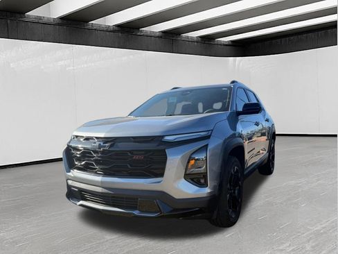 Certified 2026 Chevrolet Equinox RS w/ Convenience Package III FWD image 2