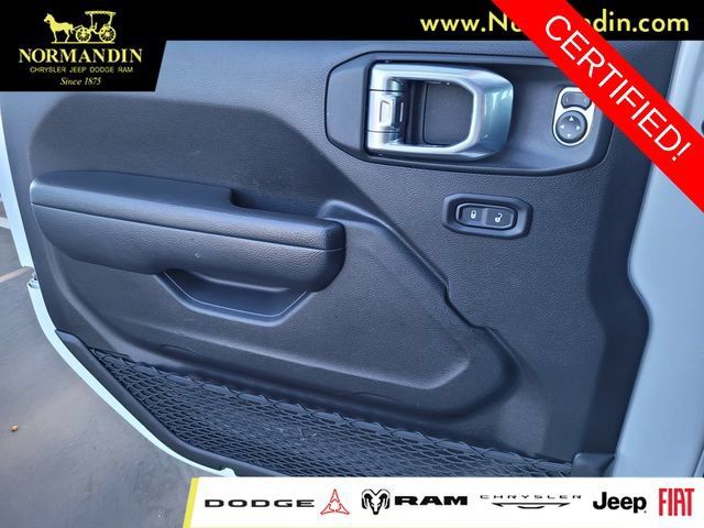 Certified 2025 Jeep Wrangler Unlimited Rubicon AWD/4WD image 15