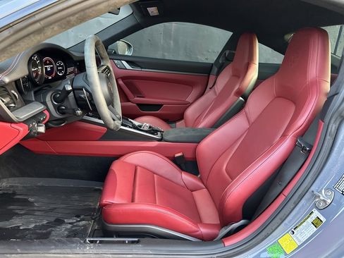 Certified 2023 Porsche 911 Carrera S image 5