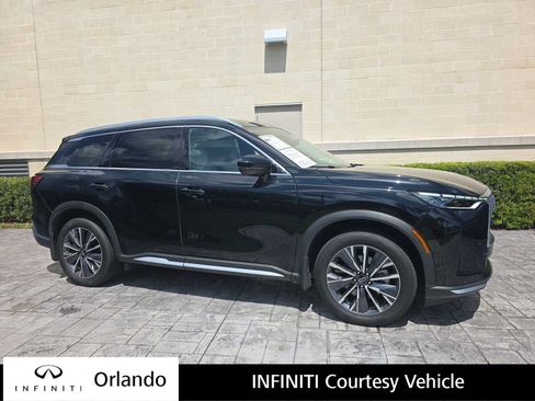 Certified 2026 INFINITI QX60 Luxe w/ Cargo Package FWD image 1