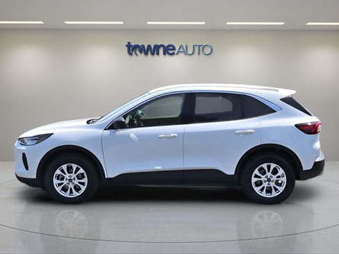 Used 2023 Ford Escape Active AWD/4WD image 4