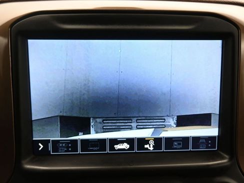 Used 2022 Chevrolet Silverado 2500 High Country w/ Safety Package II image 29