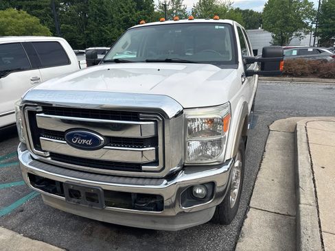 Used 2013 Ford F250 Lariat w/ Lariat Ultimate Pkg AWD/4WD image 1