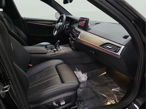 Used 2023 BMW 540i xDrive image 8