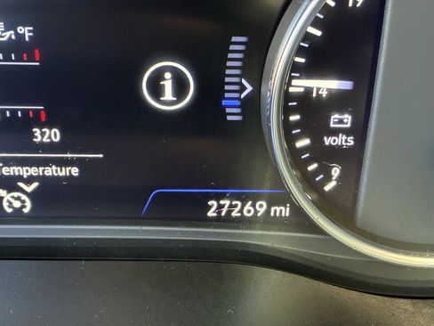 Used 2024 Buick Enclave Premium image 7