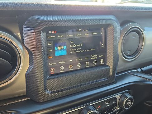 Used 2019 Jeep Wrangler Unlimited Sport S image 20