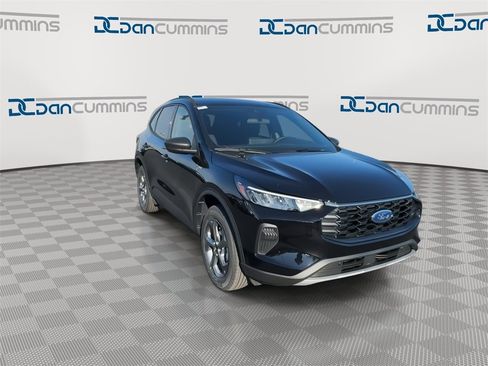 New 2026 Ford Escape ST-Line w/ Tech Pack #1 image 2