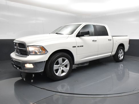 Used 2009 Dodge Ram 1500 Truck SLT w/ Lone Star Regional Pkg image 2