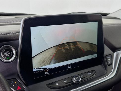 Used 2023 Chevrolet Blazer LT image 13