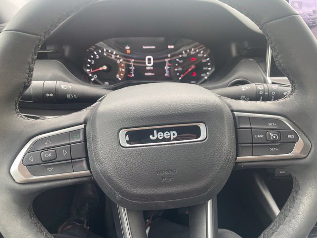 Used 2026 Jeep Compass Latitude AWD/4WD image 13