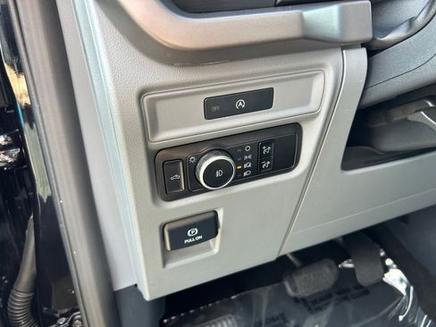Used 2025 Ford F150 XLT w/ Equipment Group 301A Standard AWD/4WD image 19