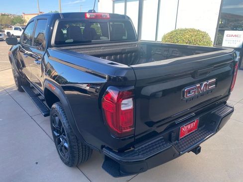 New 2025 GMC Canyon Denali w/ LPO, Denali Black Edition image 8